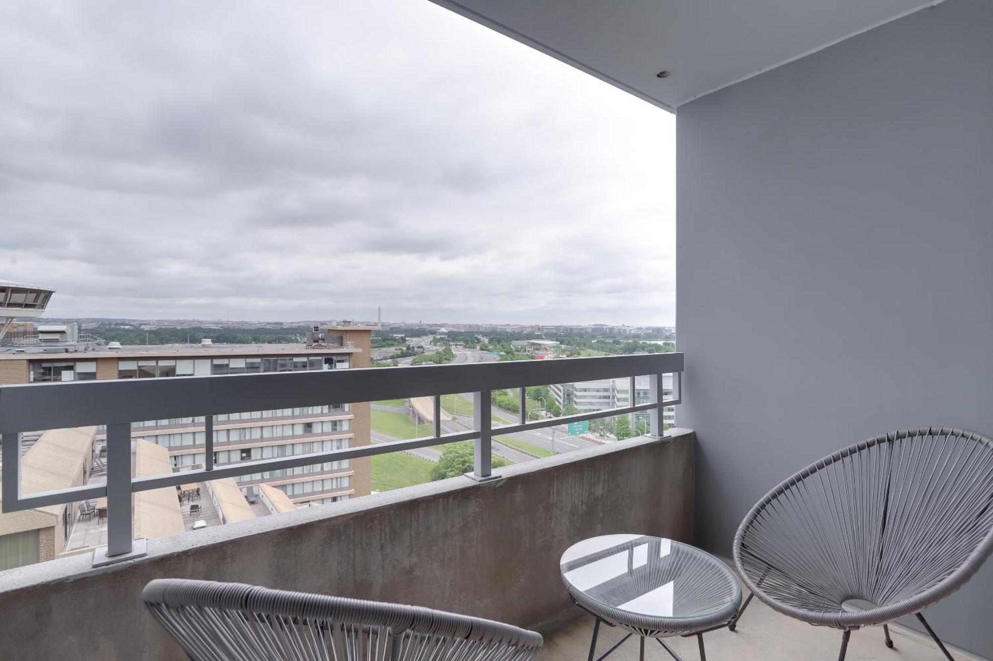 Unique Apartment In A Great Pentagon City Location Arlington Exterior photo